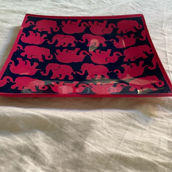 Lilly Pulitzer Tusk in Sun Catch All Tray - Picture 4 of 4